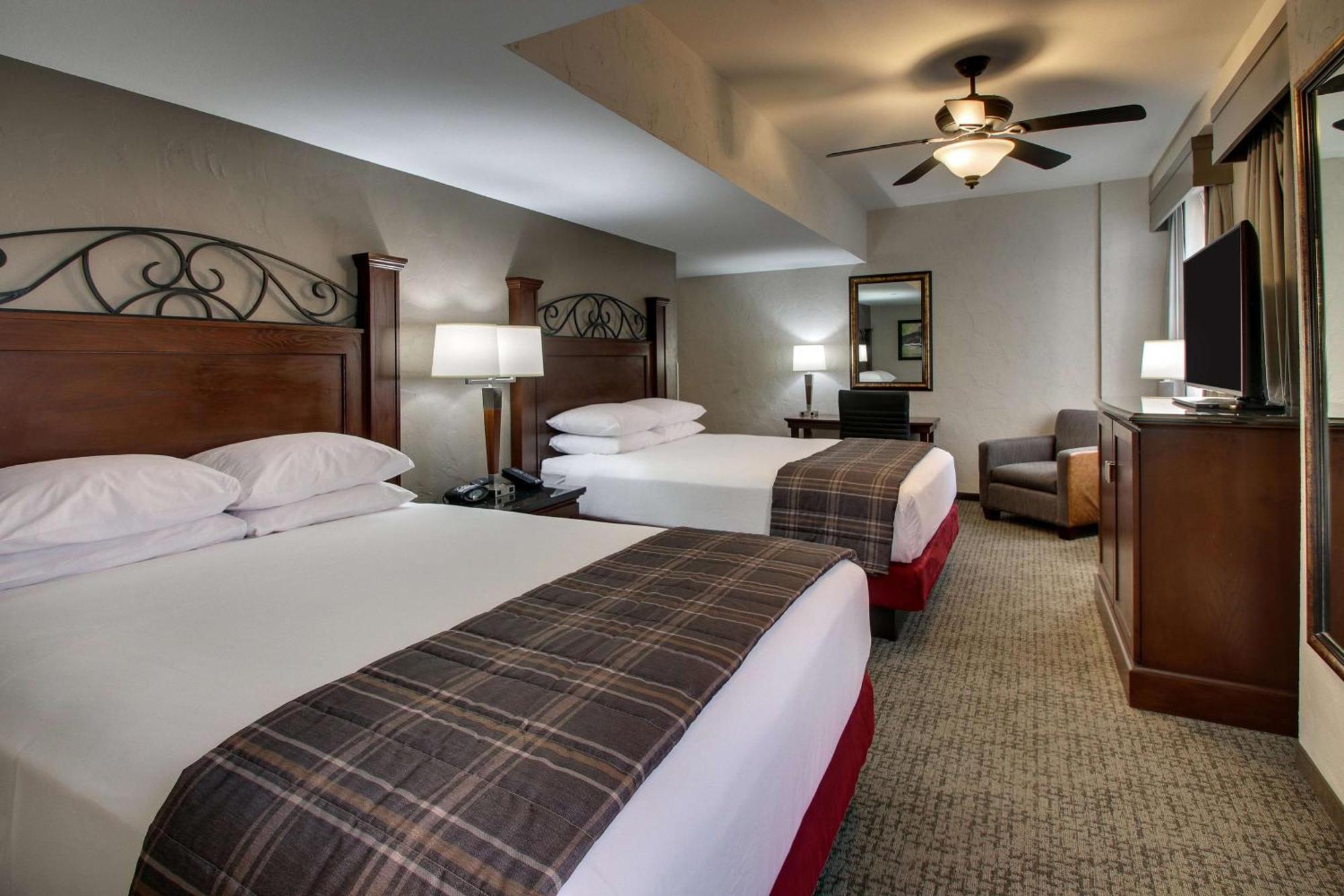 Drury Plaza Hotel San Antonio Riverwalk Room photo