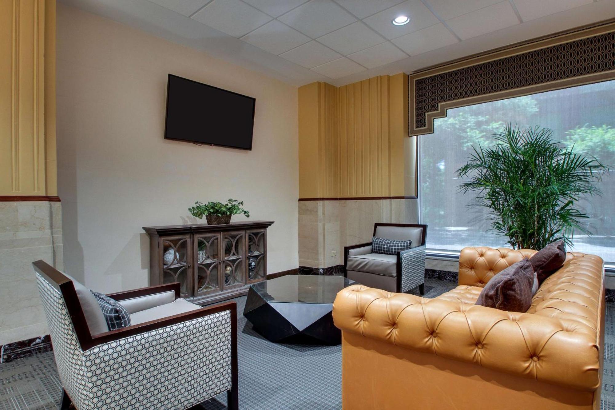 Drury Plaza Hotel San Antonio Riverwalk Room photo