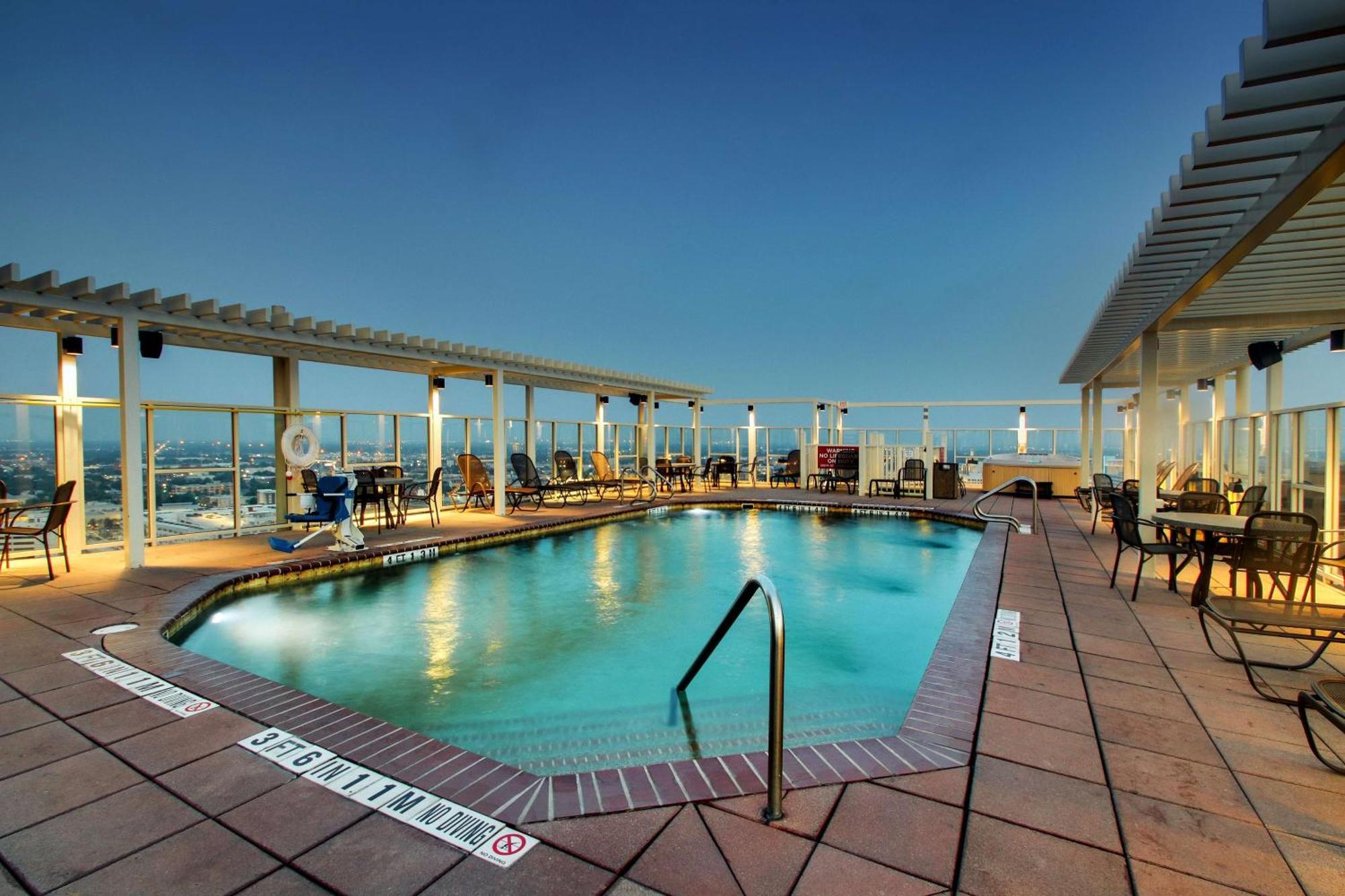 Drury Plaza Hotel San Antonio Riverwalk Exterior photo